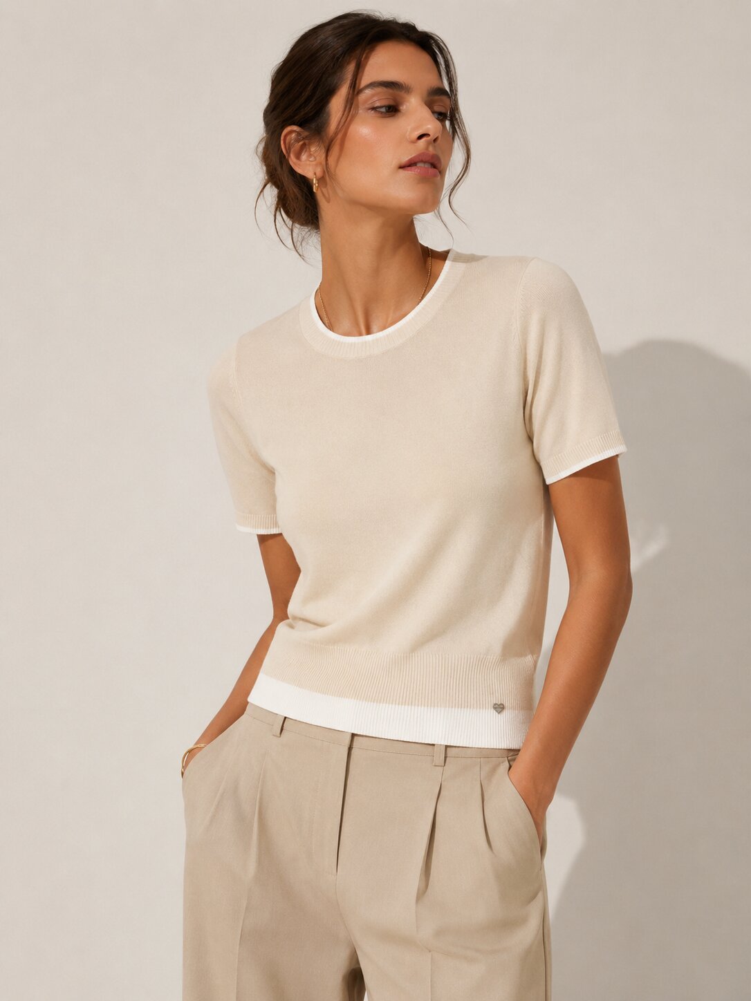 Maglia Minimal Contrast  – Contemporary Essentials art 7097