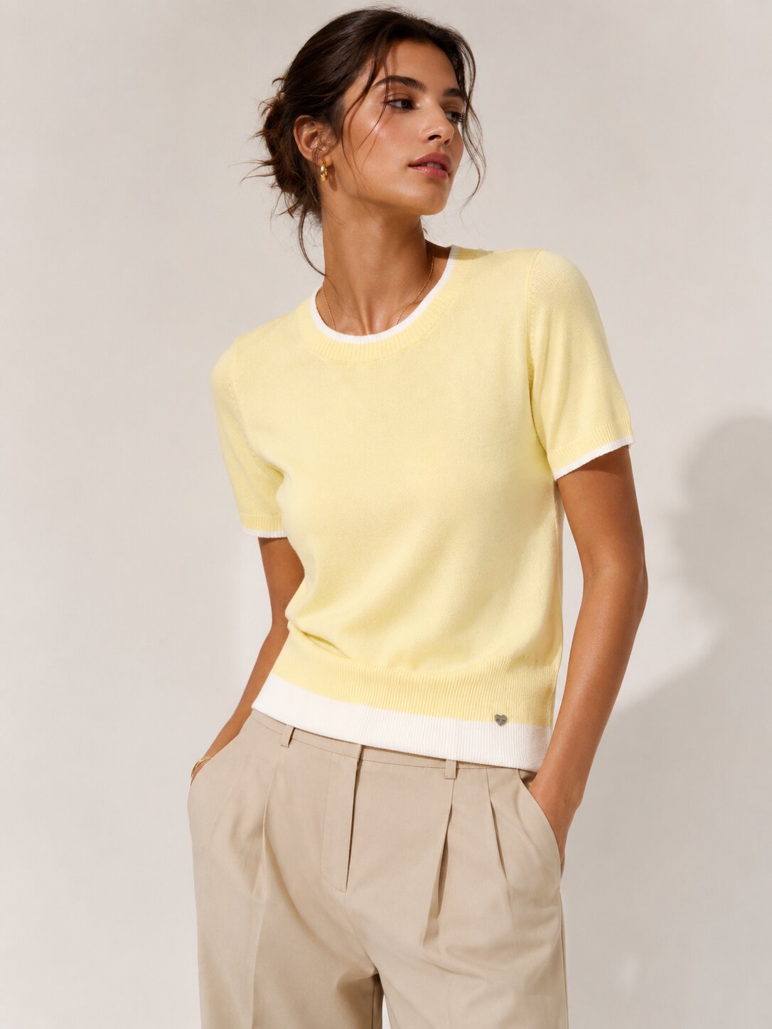 Maglia Minimal Contrast  – Contemporary Essentials art 7097